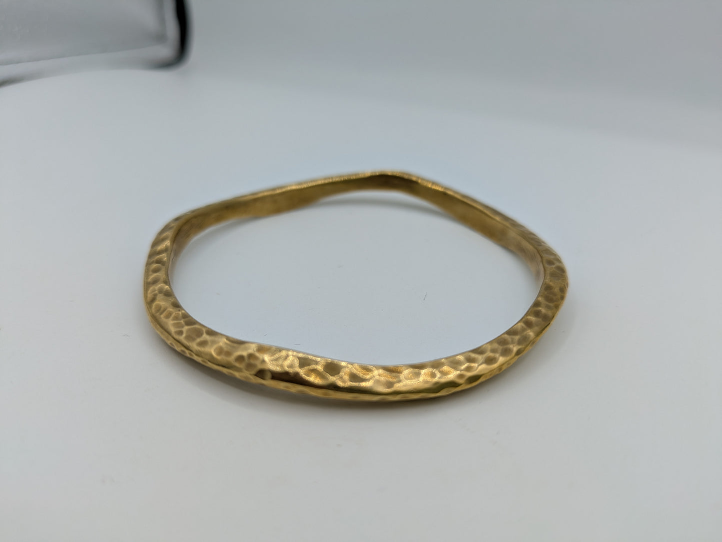 MALINDI- Jonc bronze martelé- WAVY