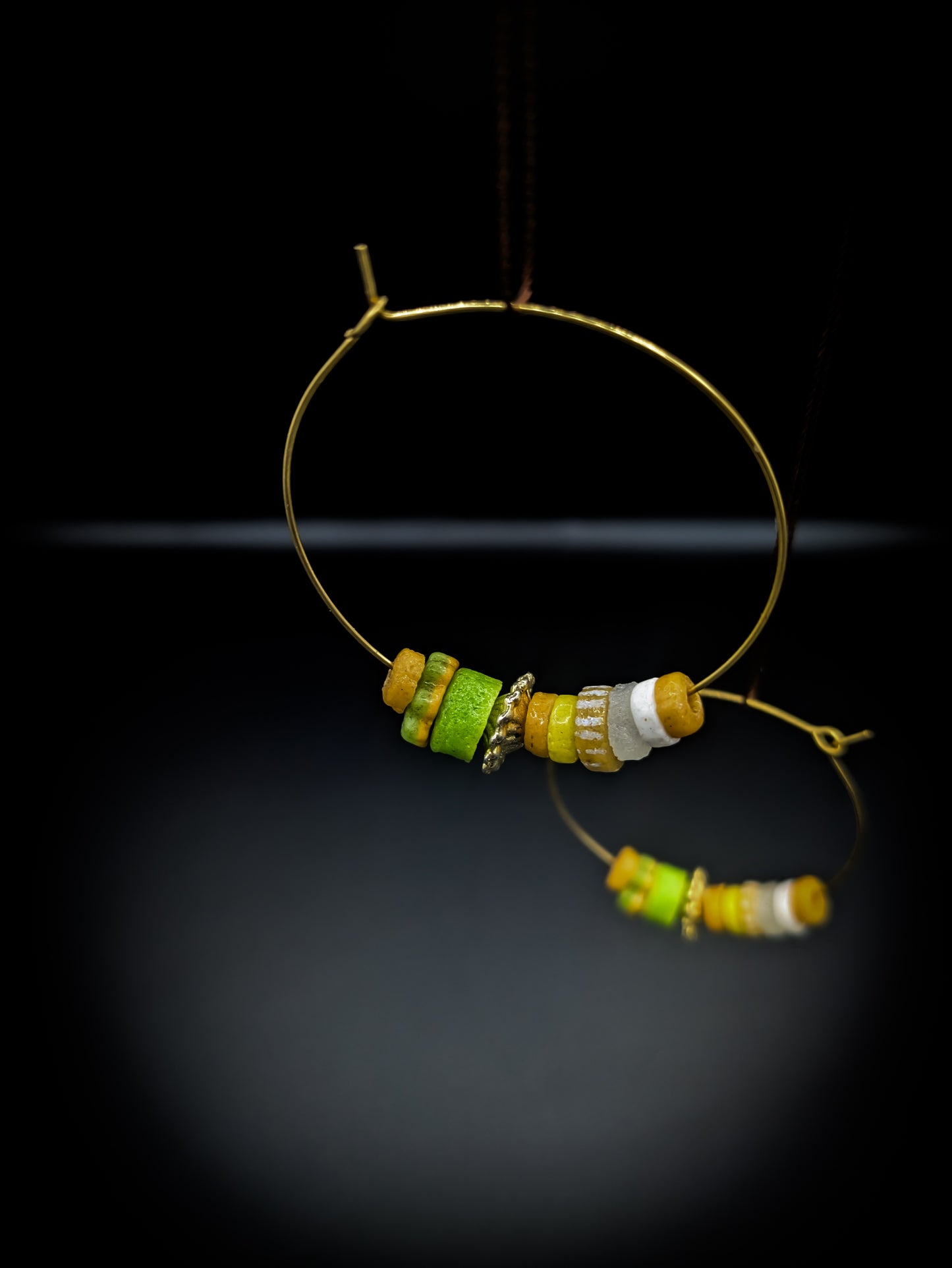 GNONLIVI- Boucles d'oreilles boules vert acidulé
