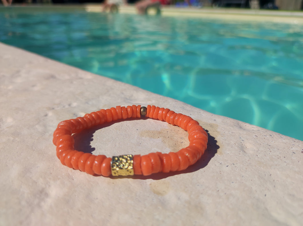 [[ CAMÉLÉON DORÉ ]]  - bracelet orange- perles africaines krobo