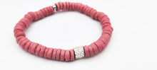 Charger l&#39;image dans la galerie, [[ CAMÉLÉON ARGENT ]] - Bracelet rose- perles africaines krobo
