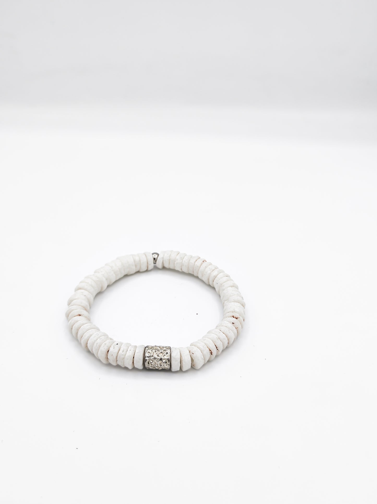 CAMÉLÉON ARGENT- bracelet blanc- perles africaines krobo