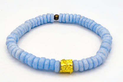 [[ GOLDEN CHAMELEON ]] - Pulsera azul pastel - Cuentas krobo africanas