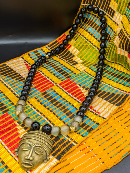 APOGÉE - collar de cabeza negra- cuentas krobo medianas africanas