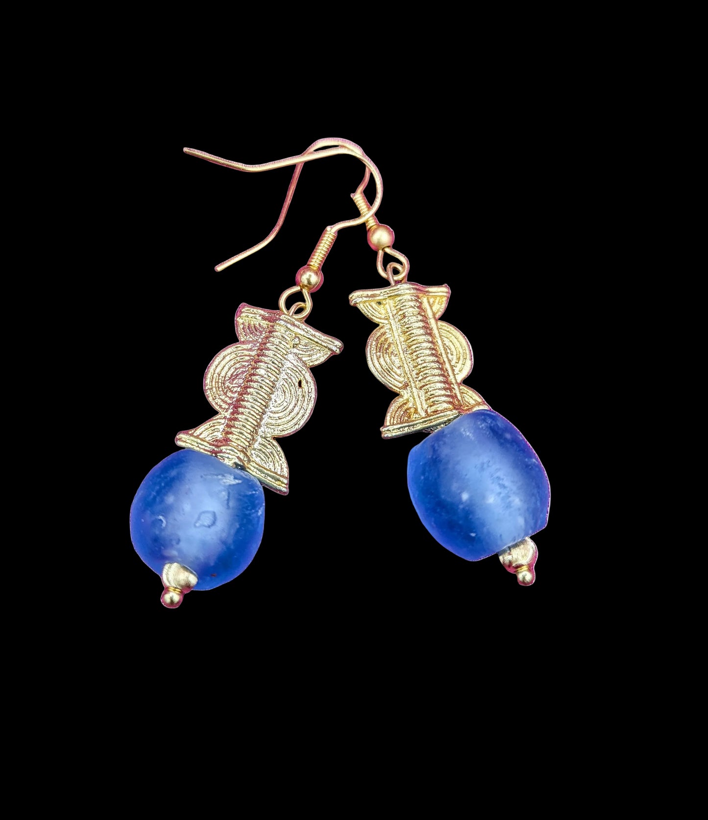 TILA- boucles  d'oreilles- modèle bleu mer