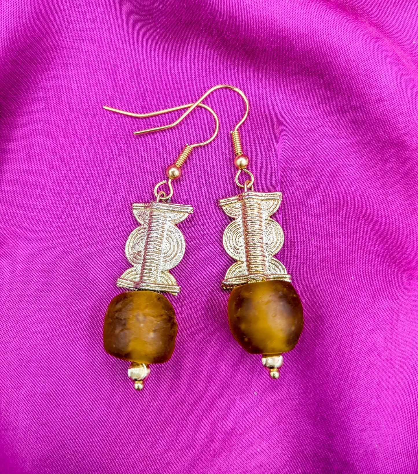 TILA- boucles d'oreilles- modèle Caramel