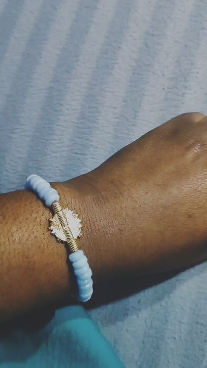 [[ CHAMELEON ]] - Pulsera azul pastel - Cuentas krobo africanas