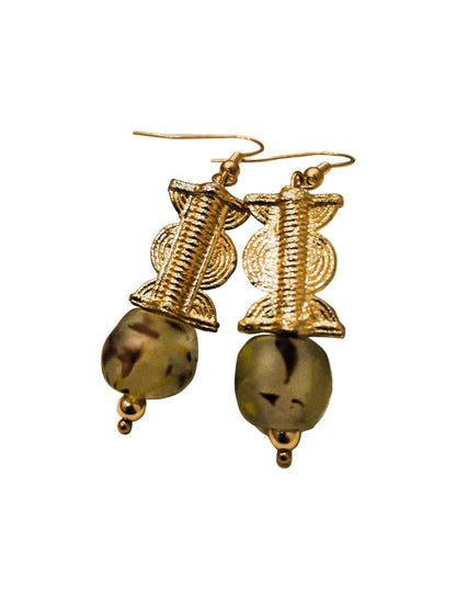 TILA-  boucles d'oreilles- ÉCLATANTES
