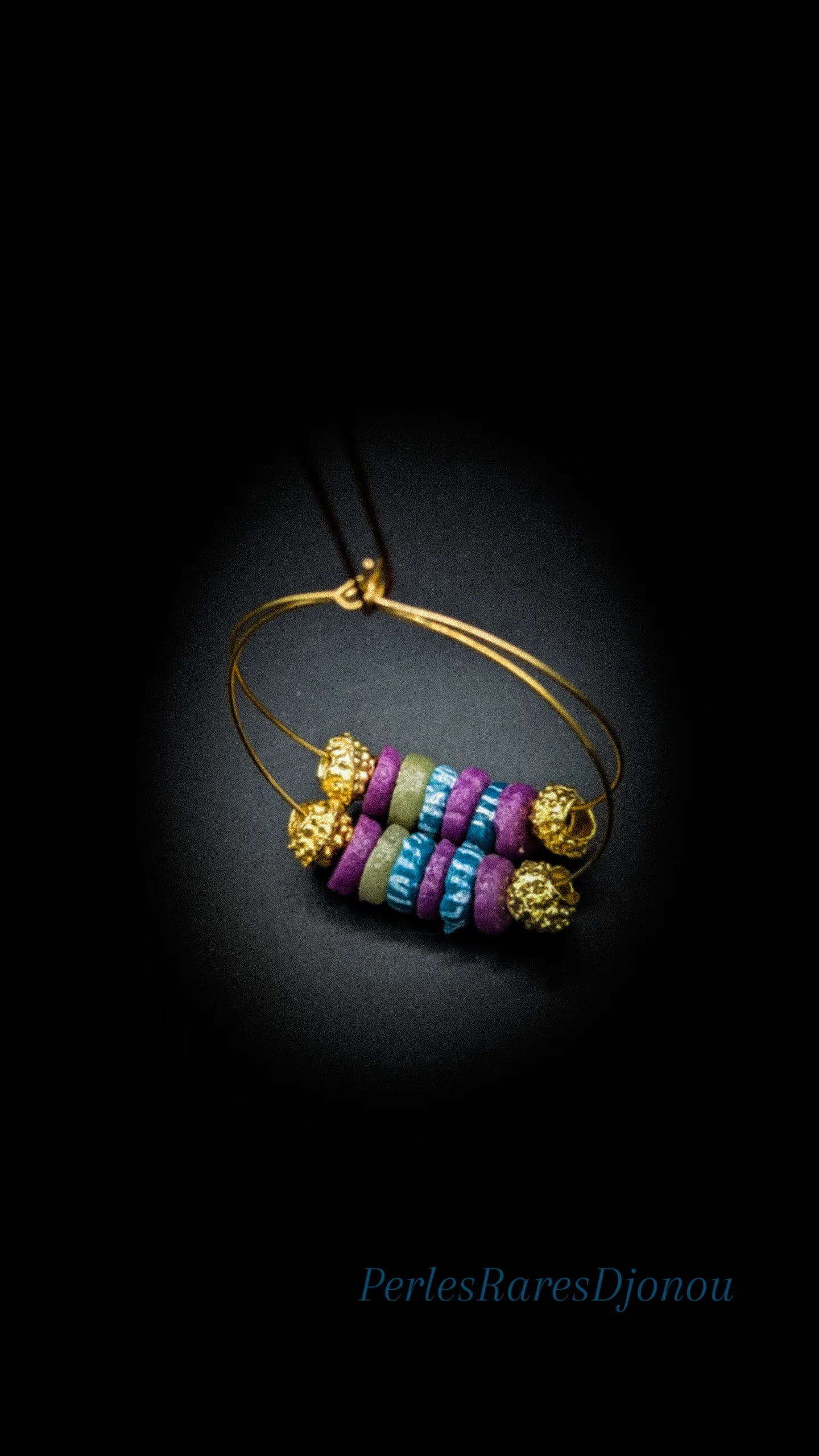 GNONLIVI- Boucles d'oreilles créoles en perles de verre recyclé - Vertes et Violettes