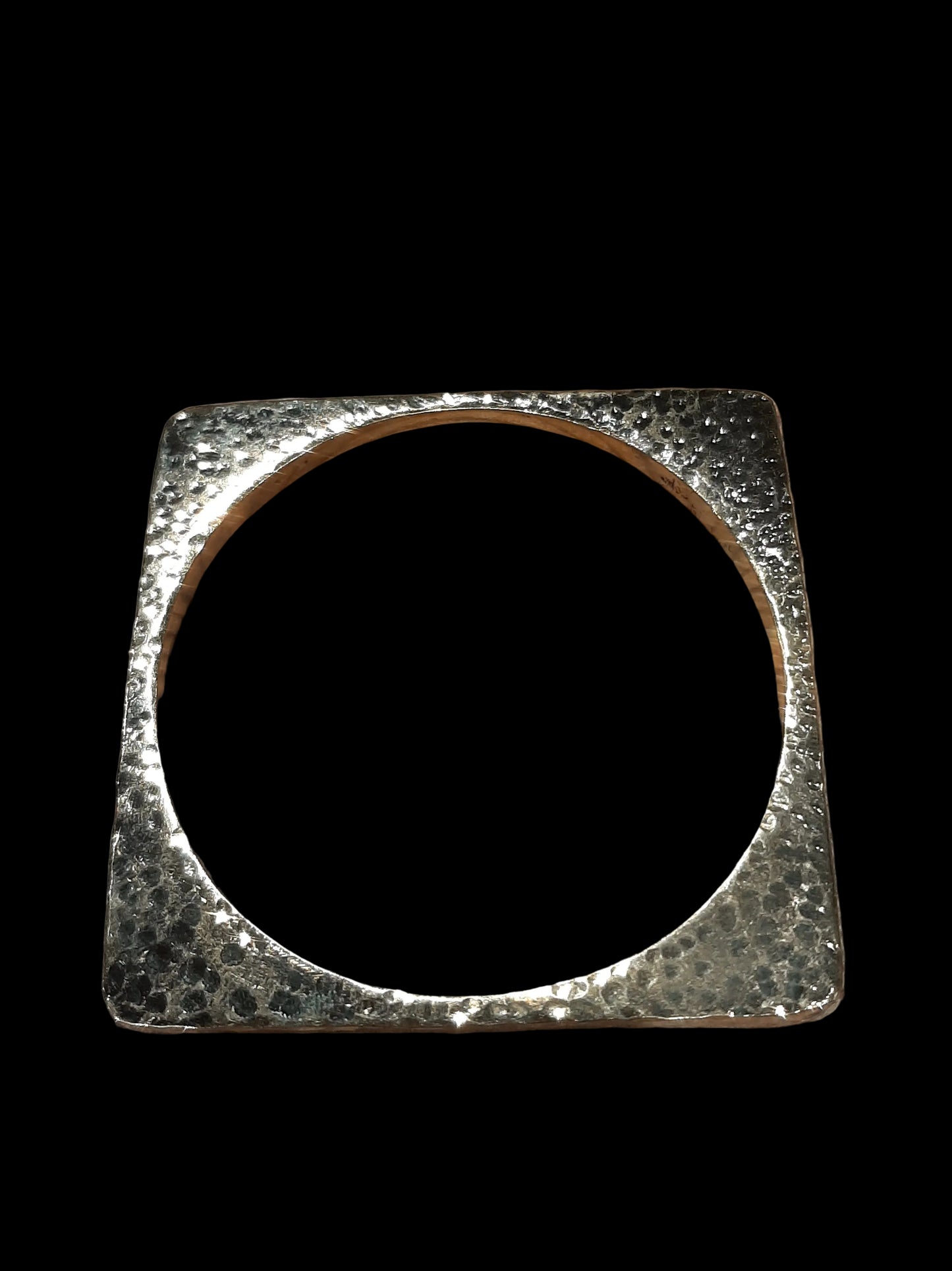 MALINDI- Jonc bronze martelé- CARRÉ enveloppant