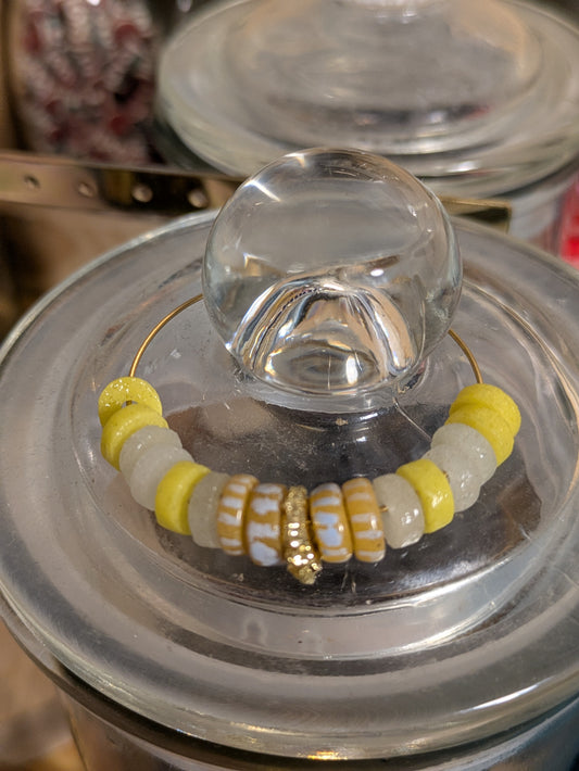GNONLIVI- Boucles d'oreilles créoles en perles de verre recyclé - Citron