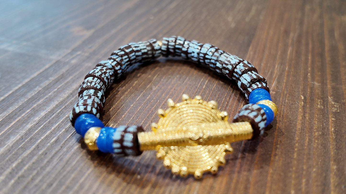 GNONLIVI bleu complet- Soleil-perles africaines krobo
