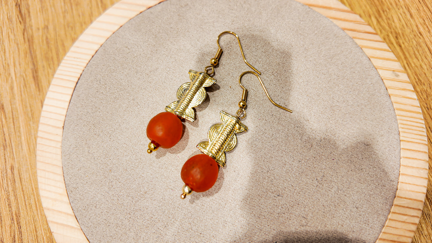 TILA-  boucles d'oreilles- modèle orange