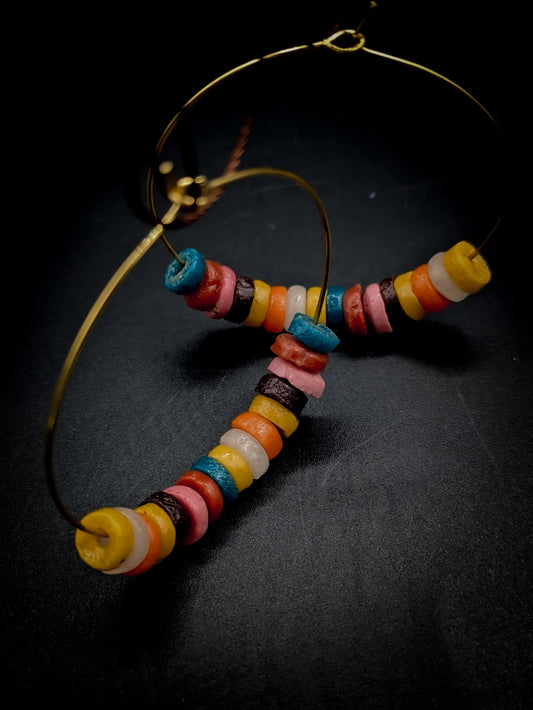 CAMELEON- Boucles d'oreilles créoles en perles de verre recyclé - Melting-pot