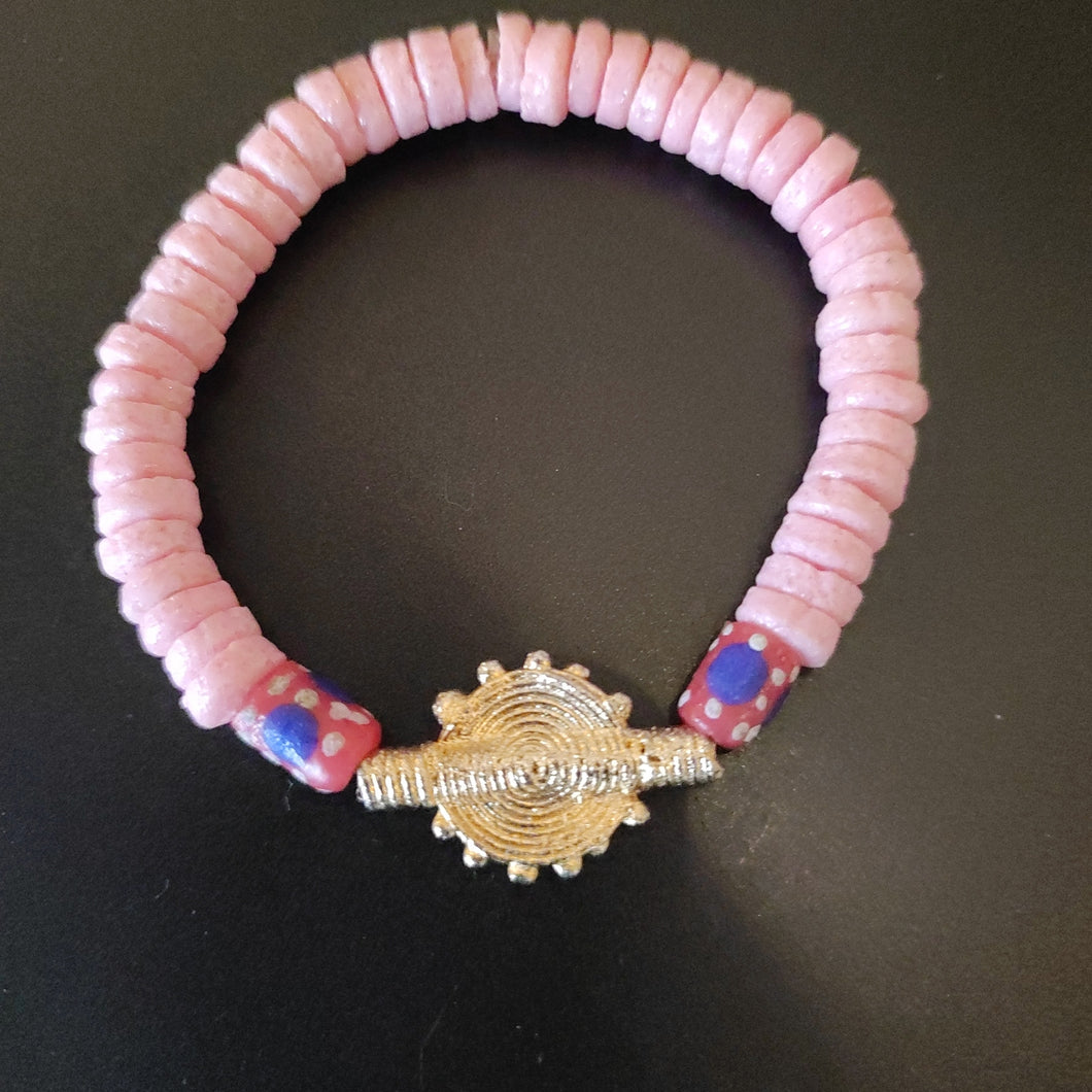 [[ CAMÉLÉON FLORAL ]] - Bracelet rose et rouge en perles Krobo