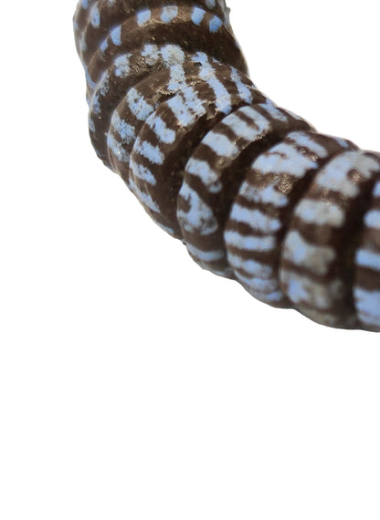 GNONLIVI- pulsera espiral abierta gigante- cuentas krobo africanas